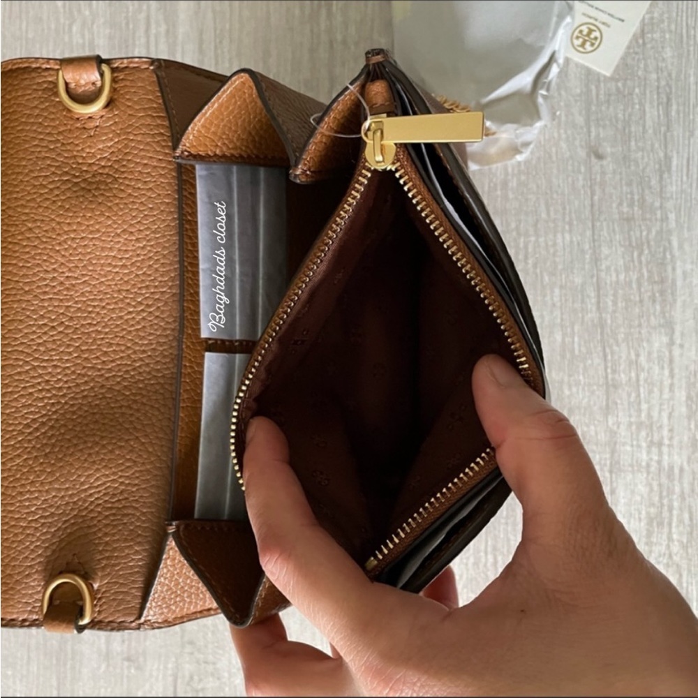 Tory Burch britten chain Crossbody wallet - Picture 12 of 15